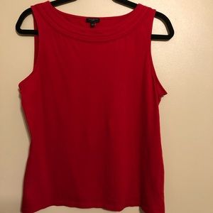 Red sleeveless tank